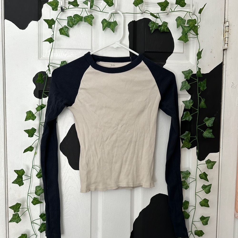 navy blue and white long sleeve tee